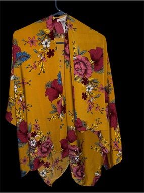 Maurices Plus Size Mustard Yellow Floral Short Sleeve Kimono